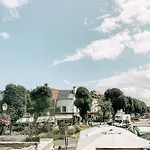 La Des Souhaits Villa *